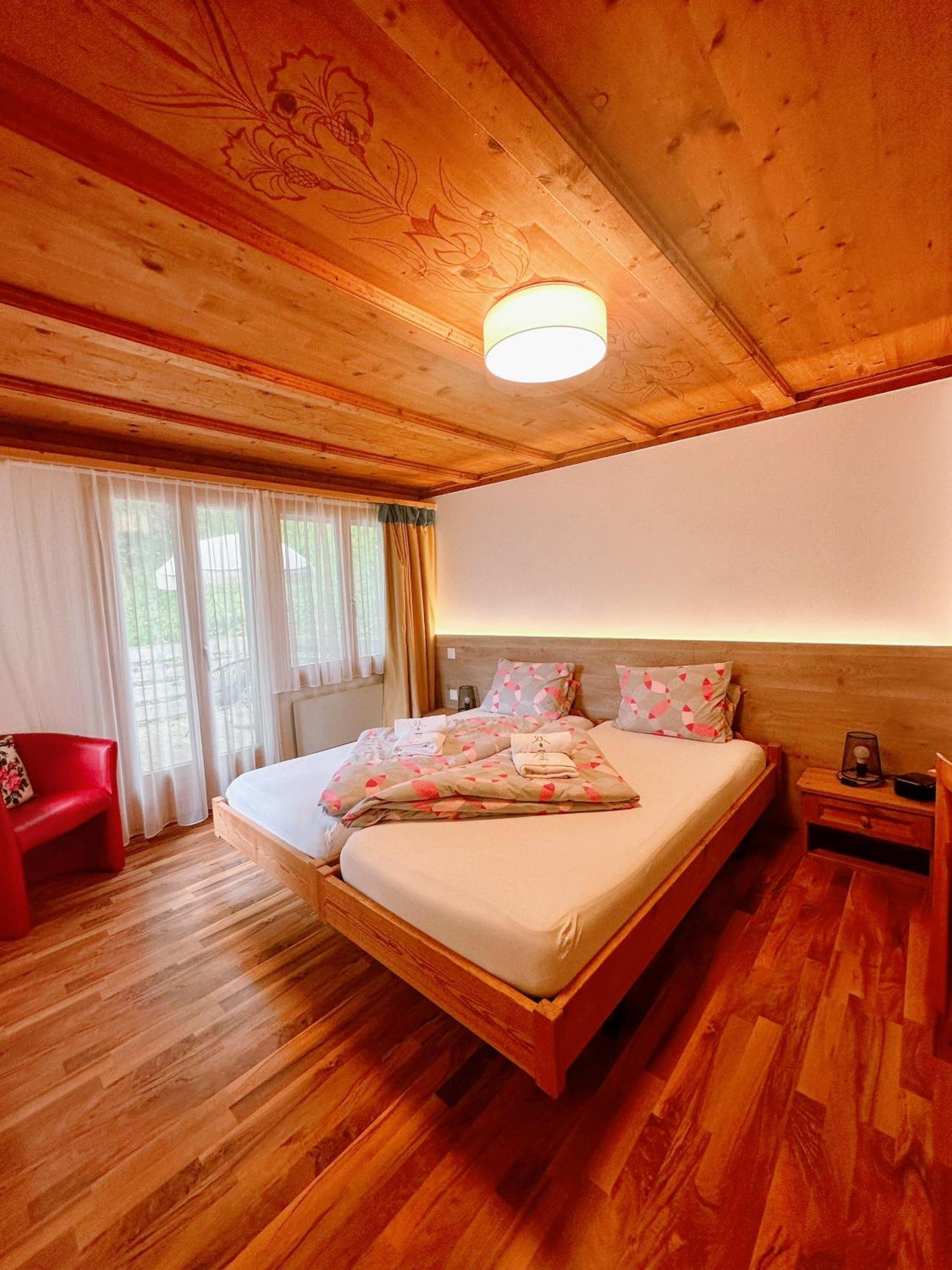 Hotel Wildbach Brienz Бриенц Экстерьер фото