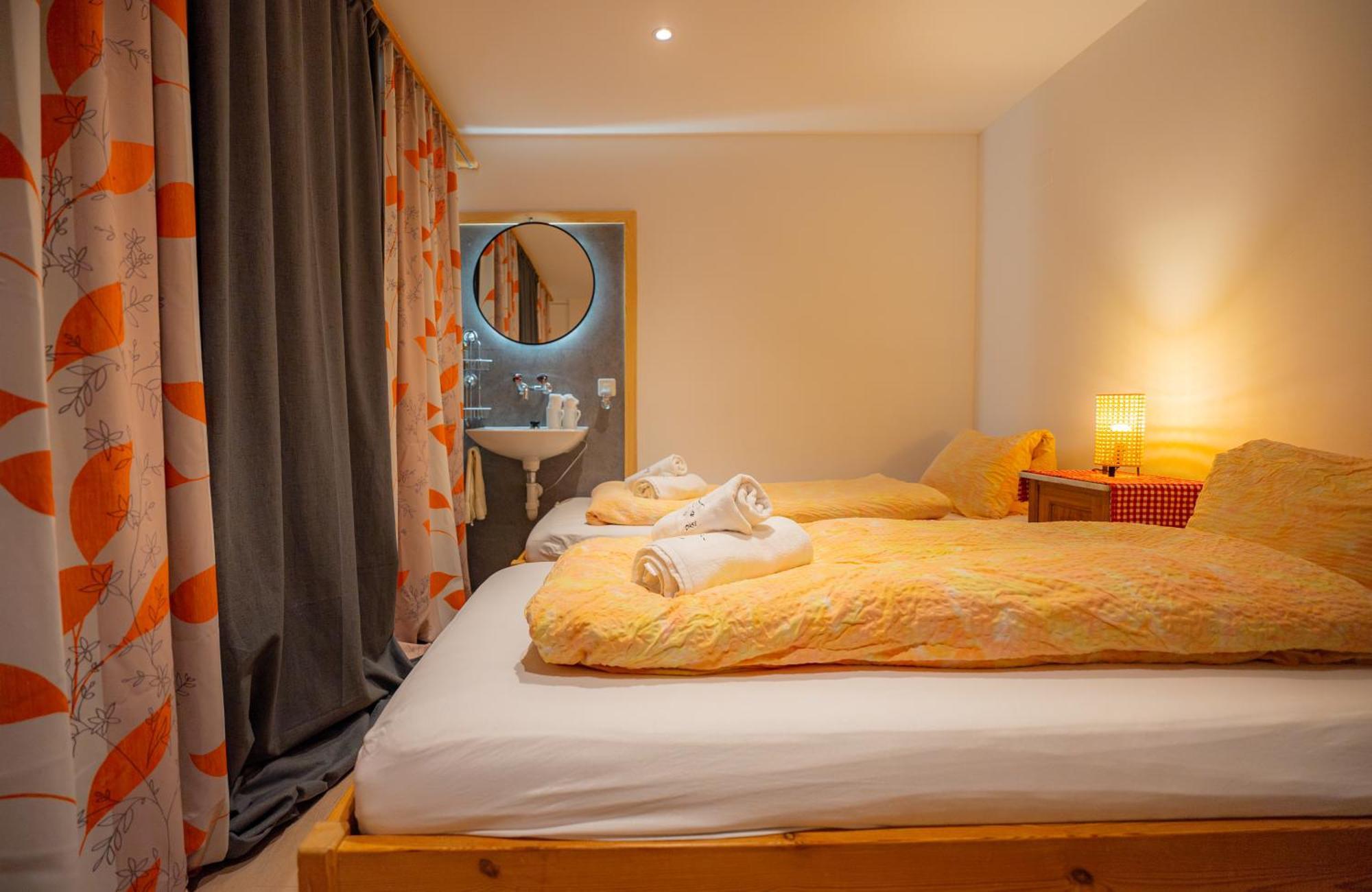 Hotel Wildbach Brienz Бриенц Экстерьер фото
