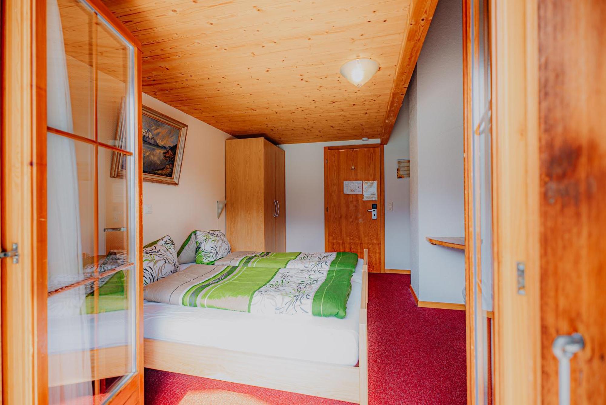 Hotel Wildbach Brienz Бриенц Экстерьер фото