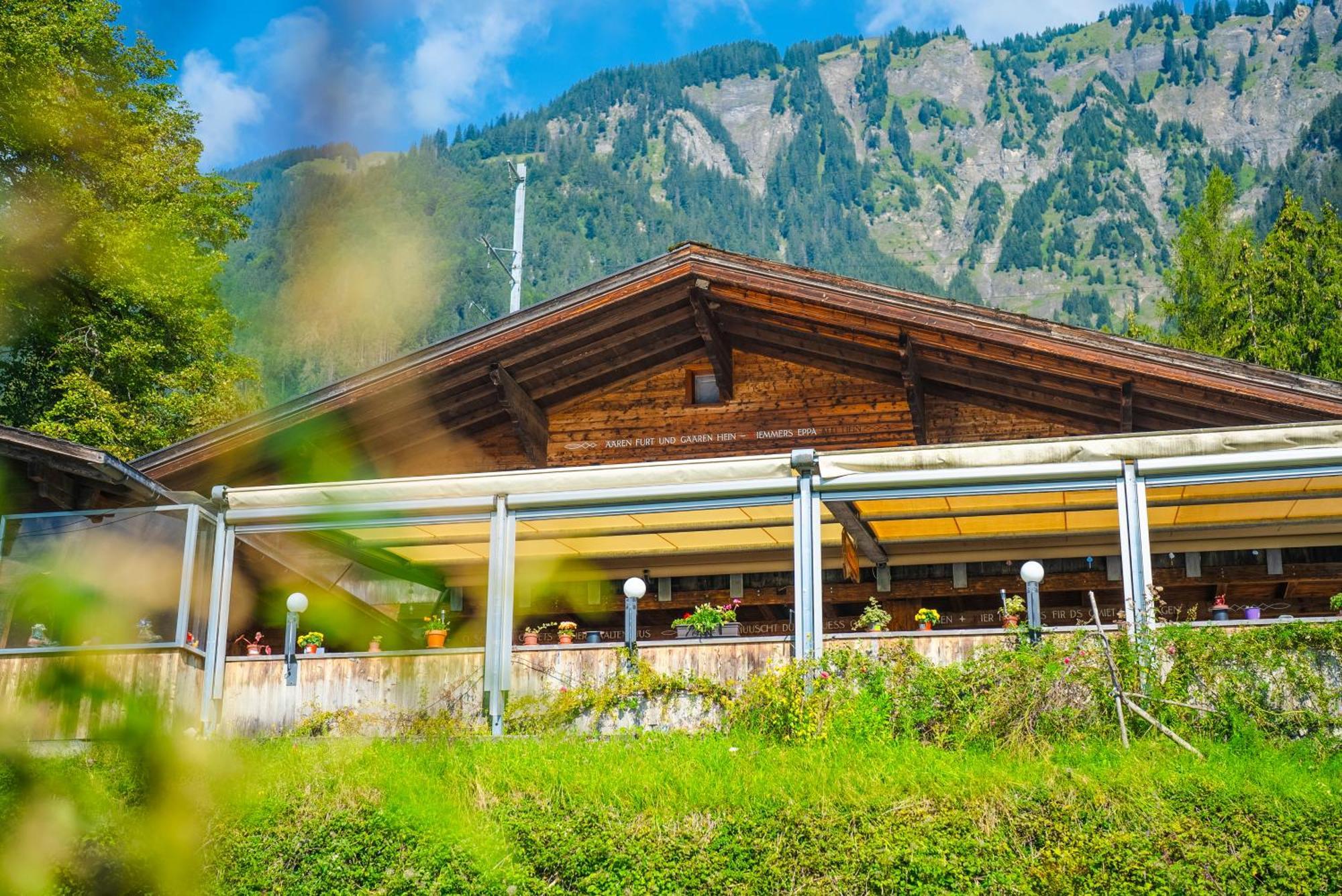 Hotel Wildbach Brienz Бриенц Экстерьер фото