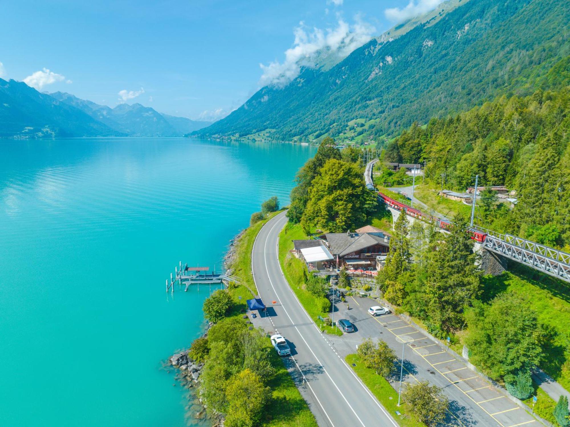Hotel Wildbach Brienz Бриенц Экстерьер фото